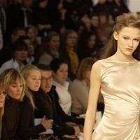The average woman thinks about fashion for over an hour every day